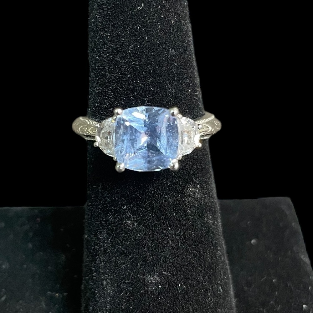 Tacori for Diamonique ring size 6 ring is retired - Picture 2 of 9